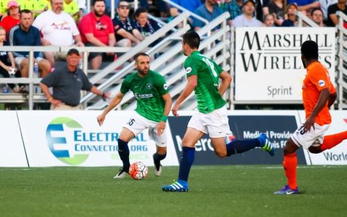 Green Looking to PassLR